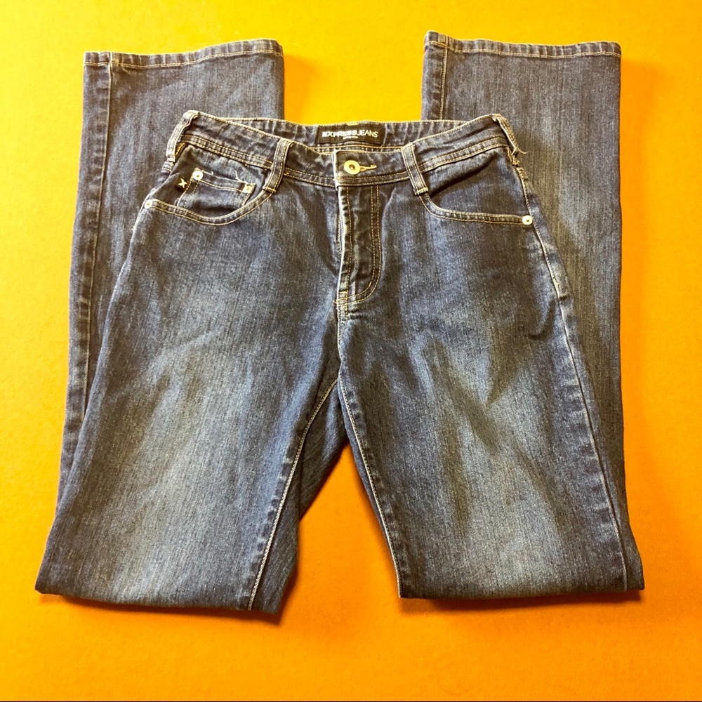 Express Jeans 3/4 Long Straight Cut Stretch Denim